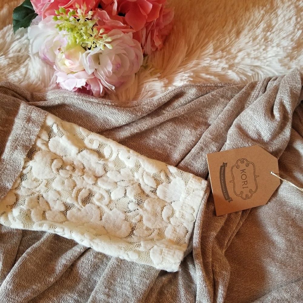[KORI AMERICA] Taupe Two Toned Spring Blouse